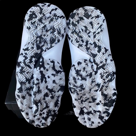 Men Adidas Harden Basketball Shoes - Picture 3 of 4